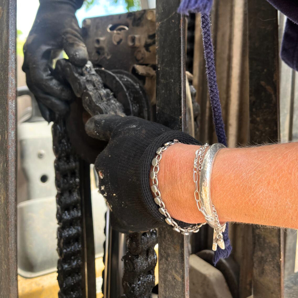 Working Hands: Jewellery that is made for real life